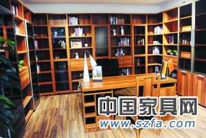 定制板式家具將是板式家具的一個重要補充。本報記者 尹亞飛 攝