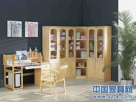 商家片面宣傳致概念誤導(dǎo) 專(zhuān)家稱(chēng)實(shí)木家具不等于環(huán)保 商家片面宣傳致概念誤導(dǎo) 專(zhuān)家稱(chēng)實(shí)木家具不等于環(huán)保