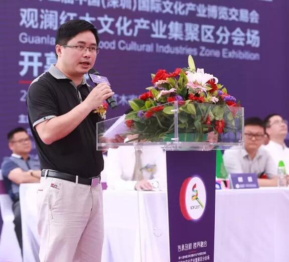 龍華區區長助理張周興 龍華區區長助理張周興